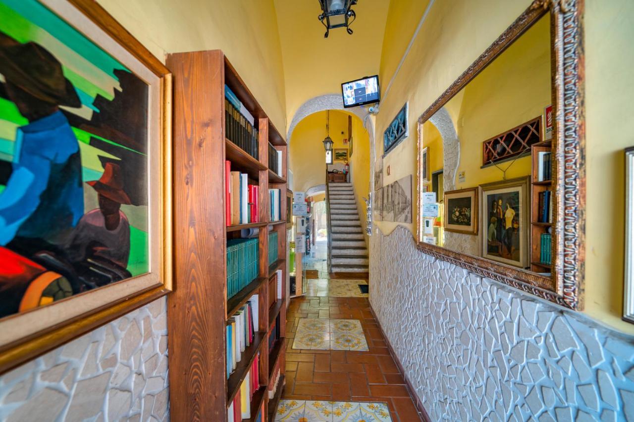 Domus Vesuvia Bed & Breakfast Torre Annunziata Bagian luar foto
