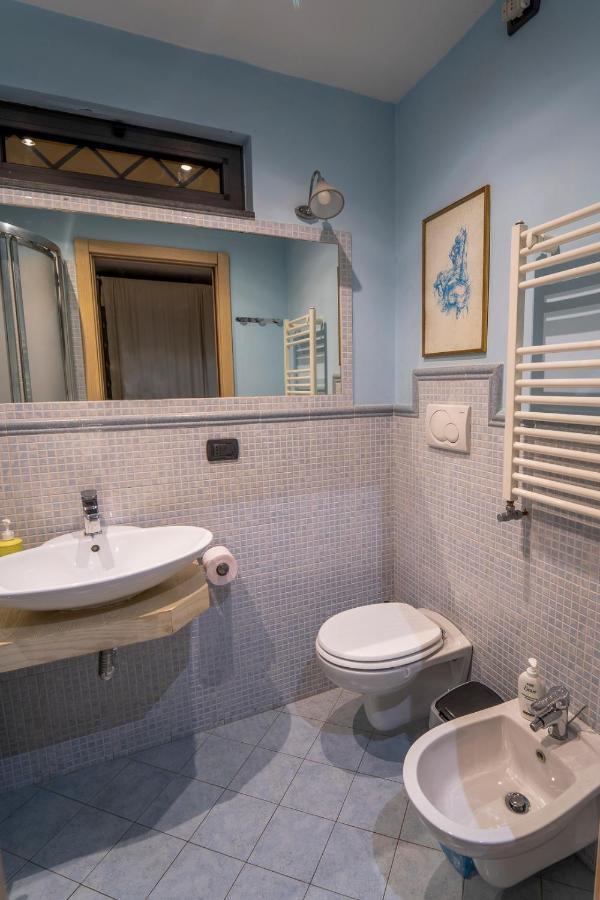 Domus Vesuvia Bed & Breakfast Torre Annunziata Bagian luar foto